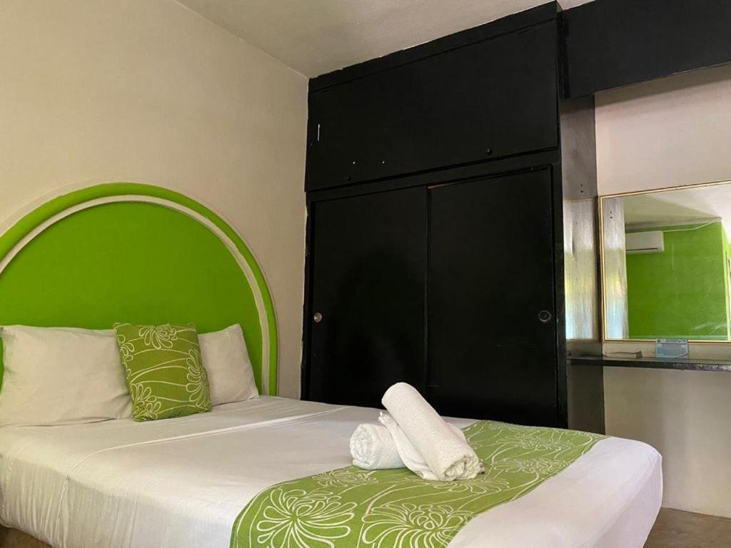 Hc International By R&T Hotell Cancún Exteriör bild