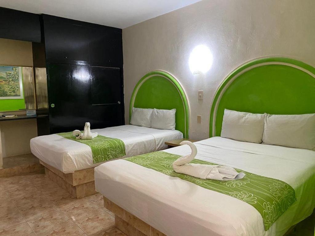 Hc International By R&T Hotell Cancún Exteriör bild