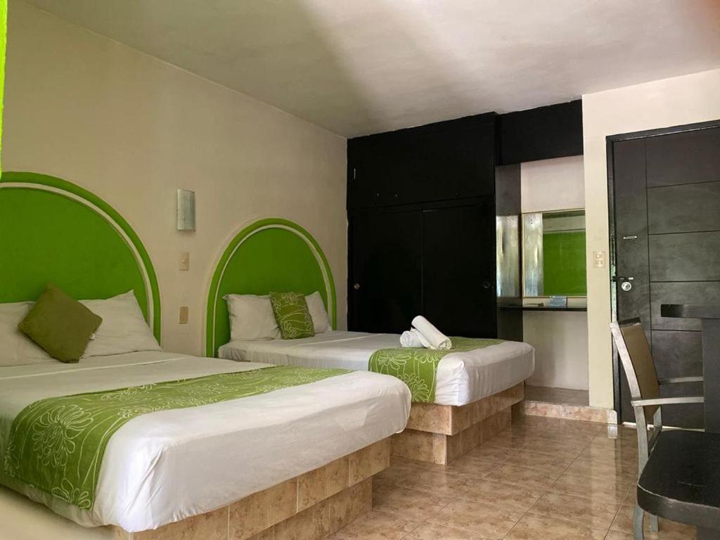 Hc International By R&T Hotell Cancún Exteriör bild