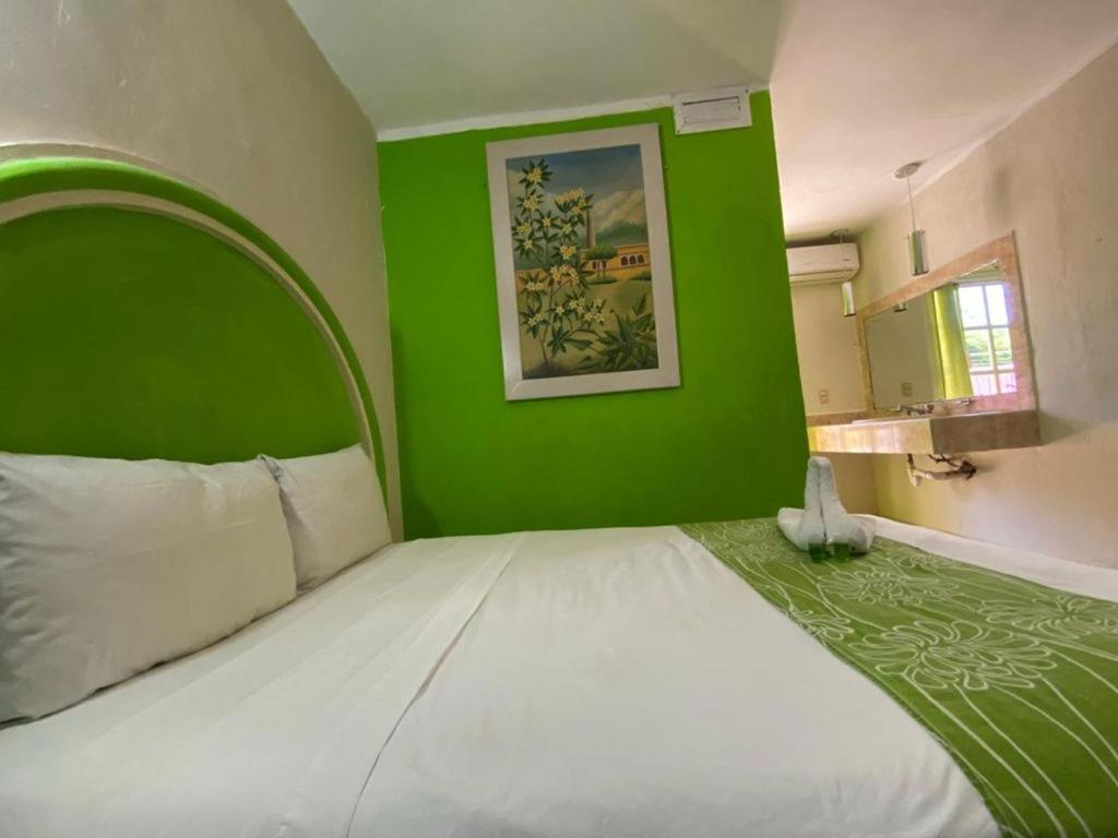 Hc International By R&T Hotell Cancún Exteriör bild