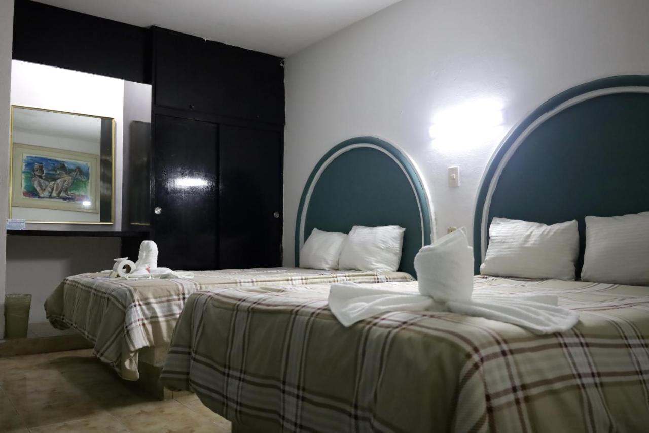 Hc International By R&T Hotell Cancún Exteriör bild