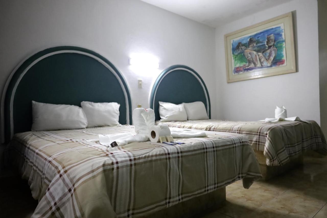 Hc International By R&T Hotell Cancún Exteriör bild