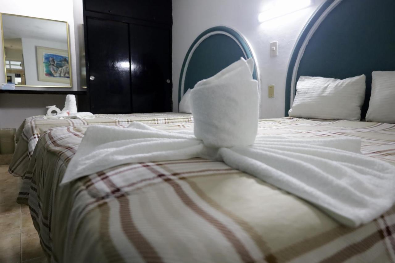 Hc International By R&T Hotell Cancún Exteriör bild